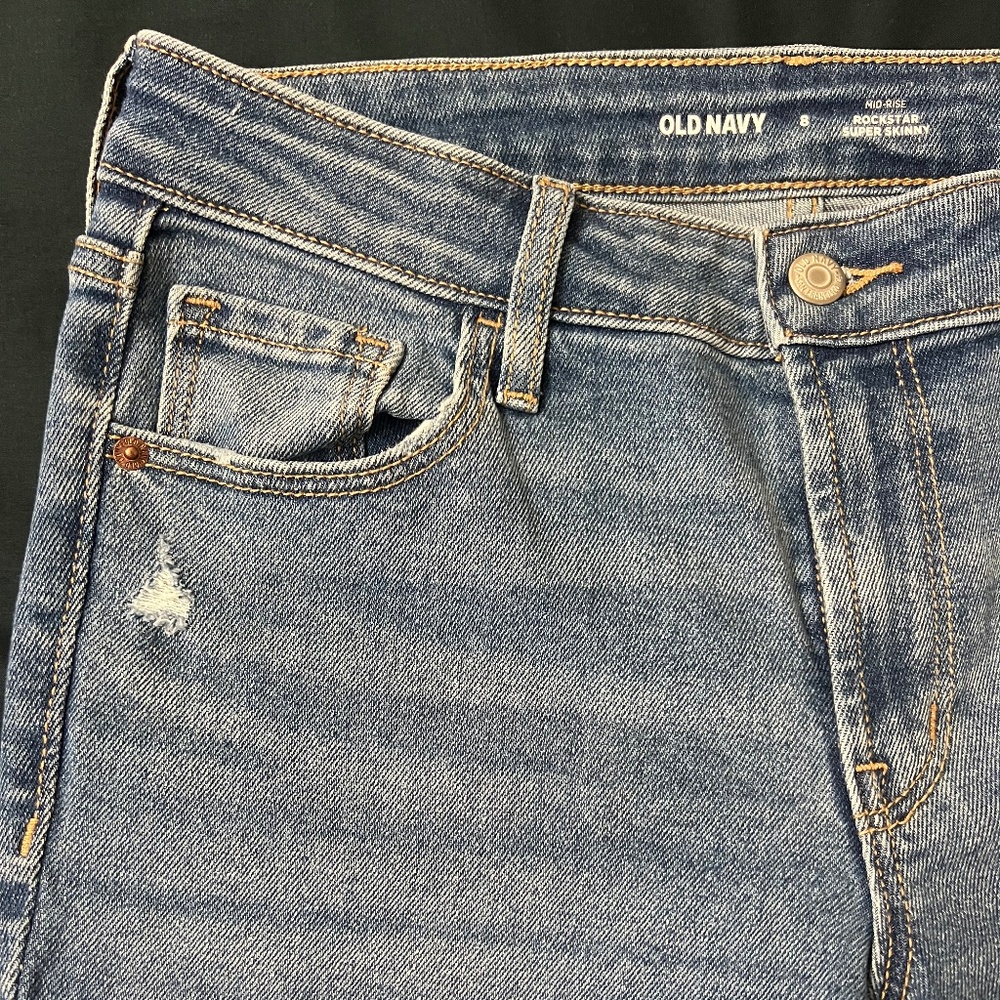 NWT Old Navy Mid-Rise Rockstar Super-Skinny Ankle Jeans - Picture 7 of 11
